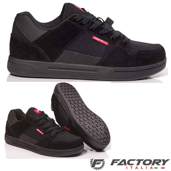 Paio di scarpe Flat BRN Nere